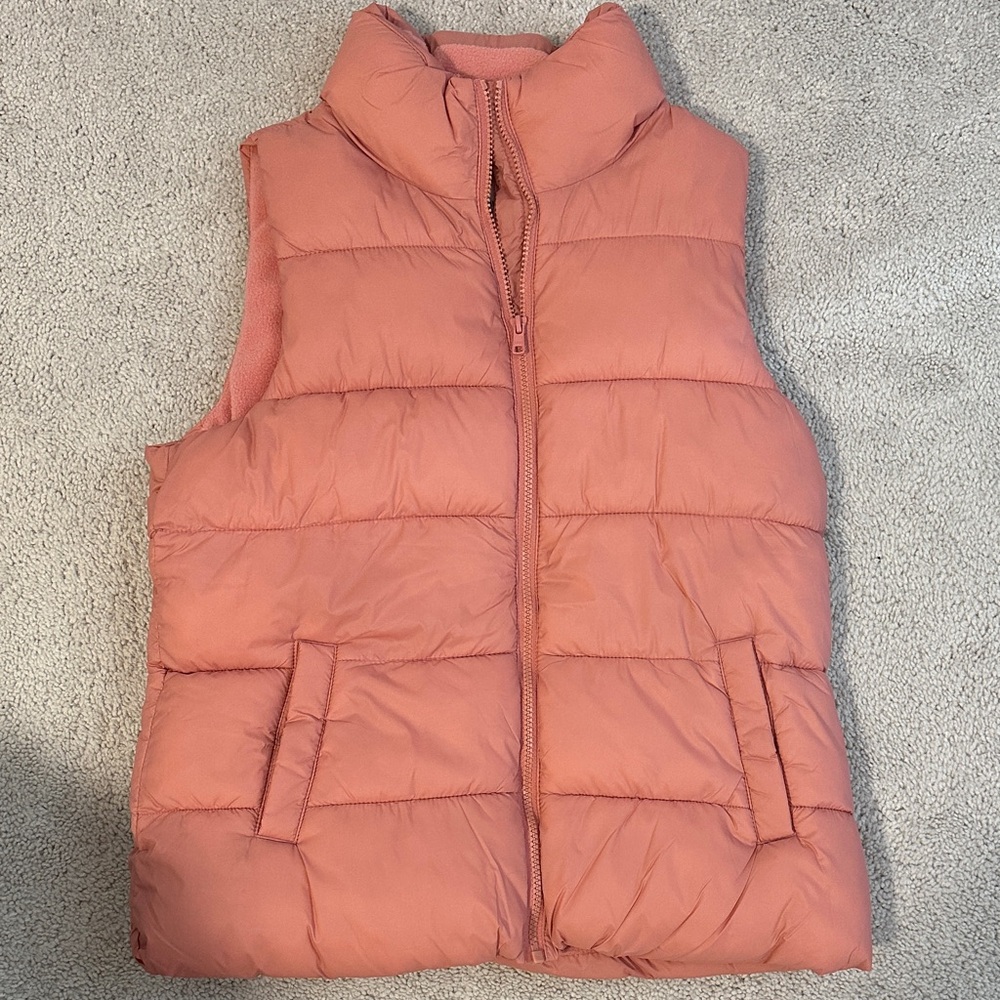 Old Navy Coral Puffer Vest
